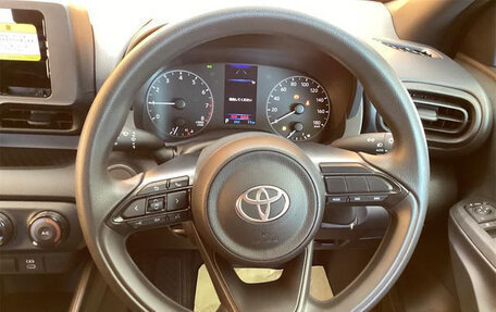 Toyota Yaris, 2024 год, 1 314 892 рублей, 12 фотография