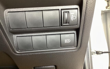 Toyota Yaris, 2024 год, 1 314 892 рублей, 15 фотография