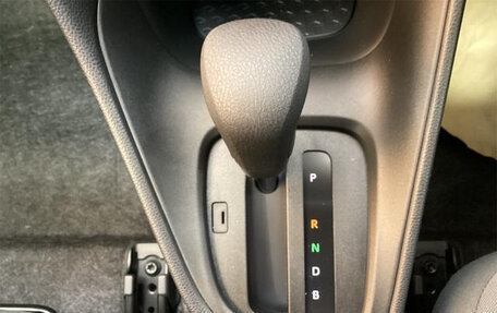 Toyota Yaris, 2024 год, 1 314 892 рублей, 21 фотография