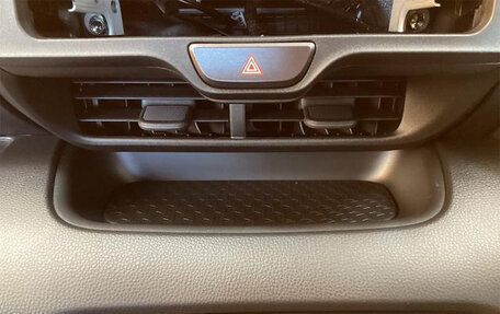 Toyota Yaris, 2024 год, 1 314 892 рублей, 19 фотография