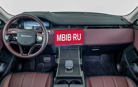 Land Rover Range Rover Evoque II, 2025 год, 5 850 000 рублей, 10 фотография