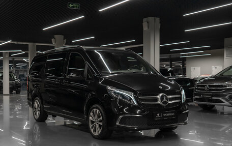 Mercedes-Benz V-Класс, 2021 год, 8 000 000 рублей, 2 фотография