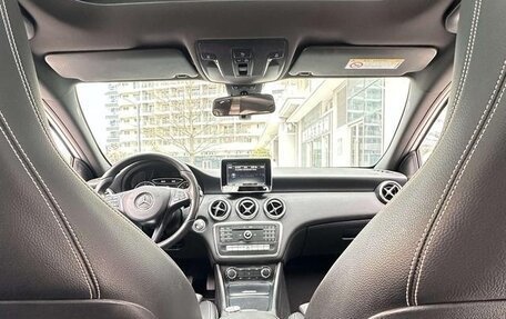 Mercedes-Benz A-Класс, 2018 год, 1 589 000 рублей, 9 фотография