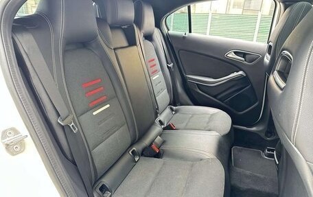 Mercedes-Benz A-Класс, 2018 год, 1 589 000 рублей, 6 фотография