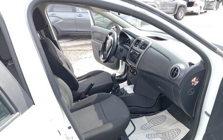 Renault Logan II, 2019 год, 650 000 рублей, 5 фотография