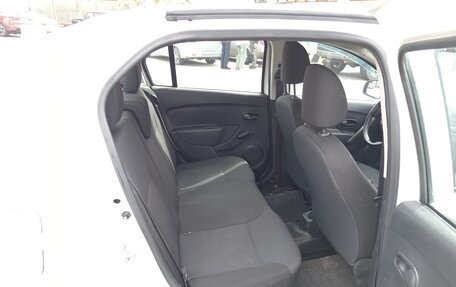 Renault Logan II, 2019 год, 650 000 рублей, 10 фотография