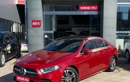 Mercedes-Benz A-Класс, 2021 год, 1 930 000 рублей, 1 фотография