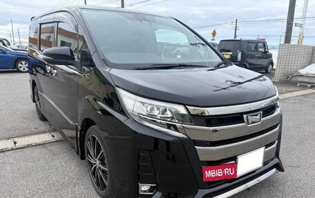Toyota Noah III, 2020 год, 2 140 000 рублей, 1 фотография