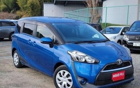 Toyota Sienta II, 2015 год, 940 000 рублей, 1 фотография