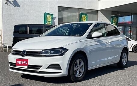 Volkswagen Polo VI (EU Market), 2022 год, 1 100 000 рублей, 1 фотография