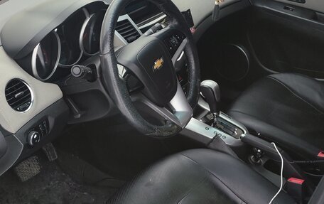 Chevrolet Cruze II, 2011 год, 540 000 рублей, 6 фотография