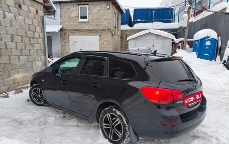 Opel Astra J, 2012 год, 670 000 рублей, 5 фотография