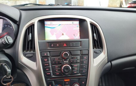 Opel Astra J, 2012 год, 670 000 рублей, 11 фотография