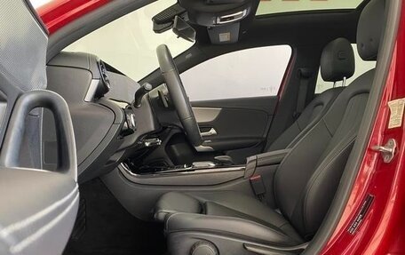 Mercedes-Benz A-Класс, 2021 год, 1 930 000 рублей, 6 фотография