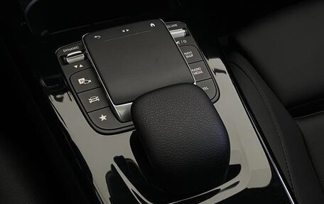 Mercedes-Benz A-Класс, 2021 год, 1 930 000 рублей, 11 фотография