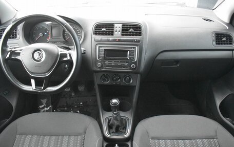 Volkswagen Polo VI (EU Market), 2016 год, 965 000 рублей, 12 фотография