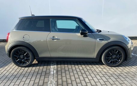 MINI Hatch, 2019 год, 1 990 000 рублей, 6 фотография