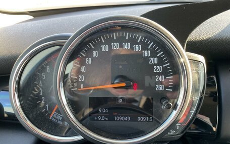 MINI Hatch, 2019 год, 1 990 000 рублей, 17 фотография