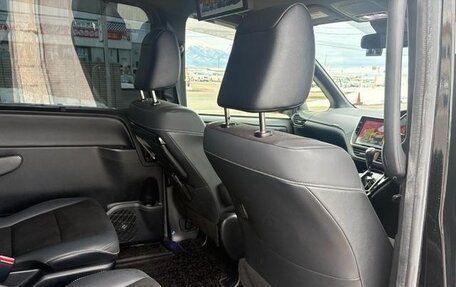 Toyota Noah III, 2020 год, 2 140 000 рублей, 25 фотография