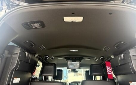 Toyota Noah III, 2020 год, 2 140 000 рублей, 14 фотография