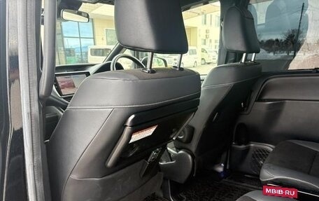 Toyota Noah III, 2020 год, 2 140 000 рублей, 29 фотография