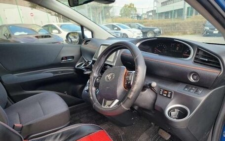 Toyota Sienta II, 2015 год, 940 000 рублей, 10 фотография