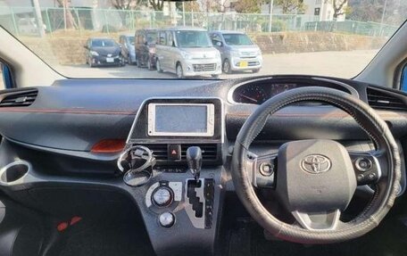 Toyota Sienta II, 2015 год, 940 000 рублей, 9 фотография