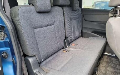 Toyota Sienta II, 2015 год, 940 000 рублей, 18 фотография