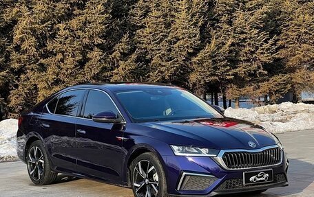 Skoda Octavia IV, 2022 год, 1 800 620 рублей, 2 фотография