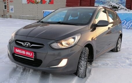 Hyundai Solaris II рестайлинг, 2012 год, 730 000 рублей, 1 фотография