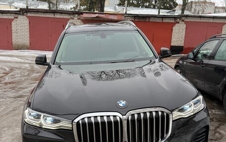 BMW X7, 2019 год, 9 000 000 рублей, 1 фотография
