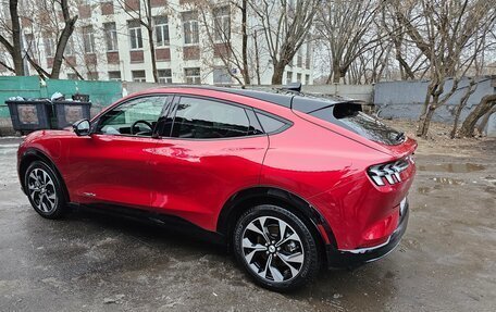 Ford Mustang Mach-E I, 2023 год, 3 100 000 рублей, 5 фотография