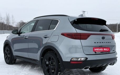 KIA Sportage IV рестайлинг, 2021 год, 2 800 000 рублей, 4 фотография