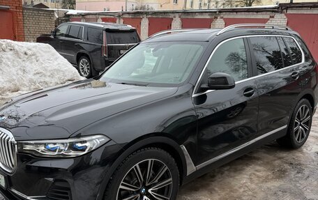 BMW X7, 2019 год, 9 000 000 рублей, 2 фотография