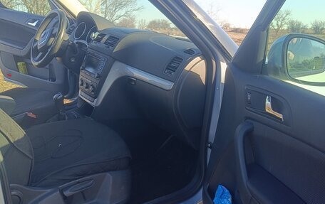 Skoda Yeti I рестайлинг, 2011 год, 725 000 рублей, 11 фотография