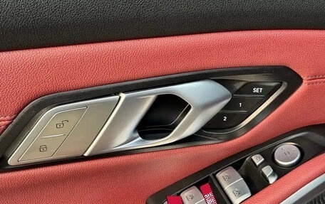 BMW 3 серия, 2022 год, 2 643 000 рублей, 20 фотография