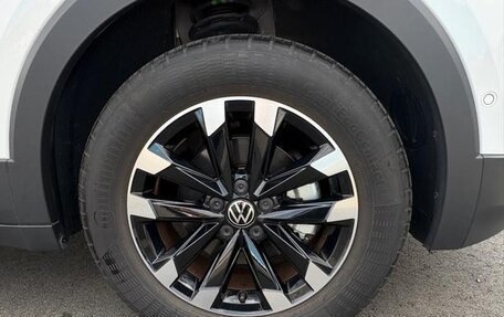 Volkswagen T-Cross I, 2024 год, 1 300 325 рублей, 40 фотография