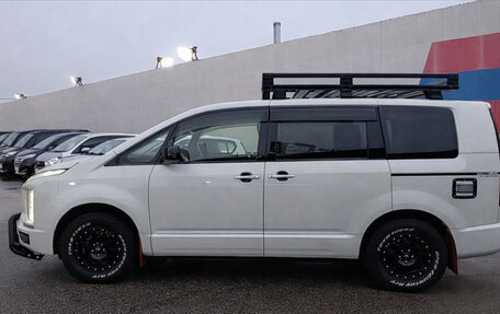 Mitsubishi Delica D:5 I, 2022 год, 2 460 000 рублей, 3 фотография