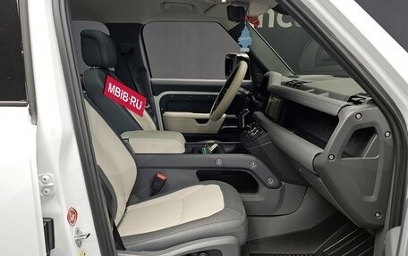 Land Rover Defender II, 2024 год, 8 650 000 рублей, 4 фотография