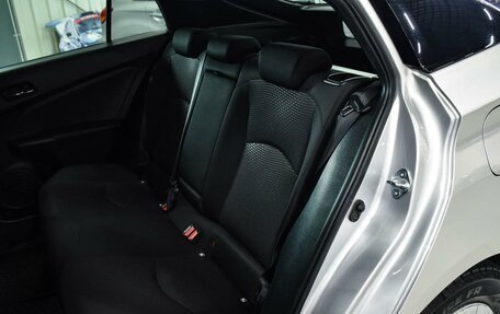 Toyota Prius IV XW50, 2019 год, 1 849 000 рублей, 7 фотография