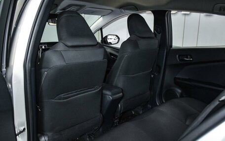 Toyota Prius IV XW50, 2019 год, 1 849 000 рублей, 10 фотография