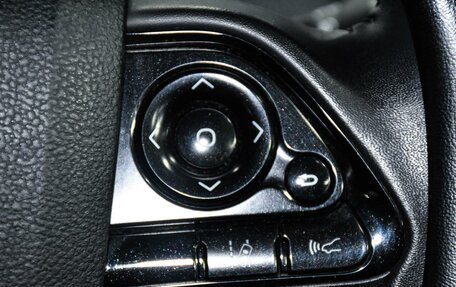 Toyota Prius IV XW50, 2019 год, 1 849 000 рублей, 19 фотография