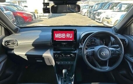 Toyota Yaris Cross, 2021 год, 1 290 009 рублей, 4 фотография