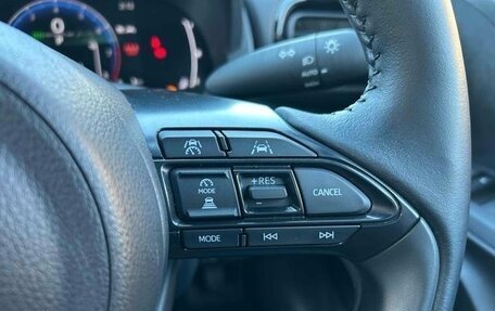 Toyota Yaris Cross, 2021 год, 1 290 009 рублей, 14 фотография