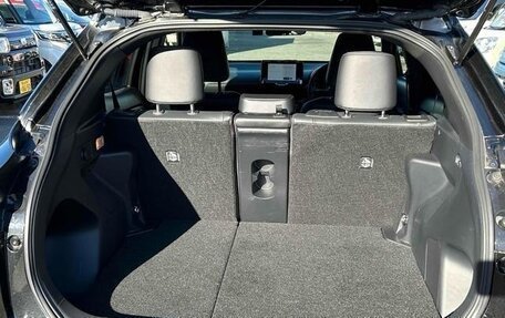 Toyota Yaris Cross, 2021 год, 1 290 009 рублей, 20 фотография