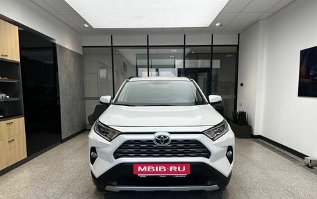 Toyota RAV4, 2020 год, 3 670 000 рублей, 3 фотография