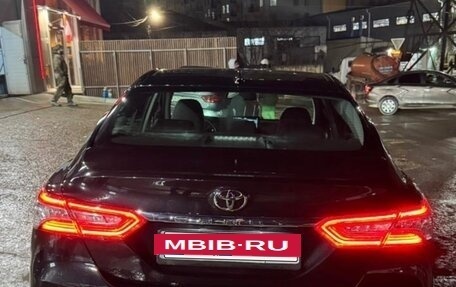 Toyota Camry, 2023 год, 2 900 000 рублей, 3 фотография