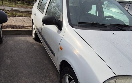 Renault Clio III, 2001 год, 280 000 рублей, 3 фотография