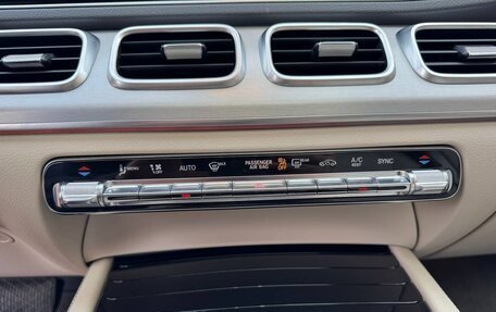 Mercedes-Benz GLE, 2019 год, 5 200 000 рублей, 28 фотография