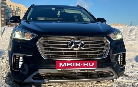 Hyundai Santa Fe III рестайлинг, 2017 год, 2 300 000 рублей, 4 фотография